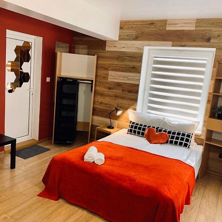 Fox Rooms Aparthotel Stara Zagora Esterno foto